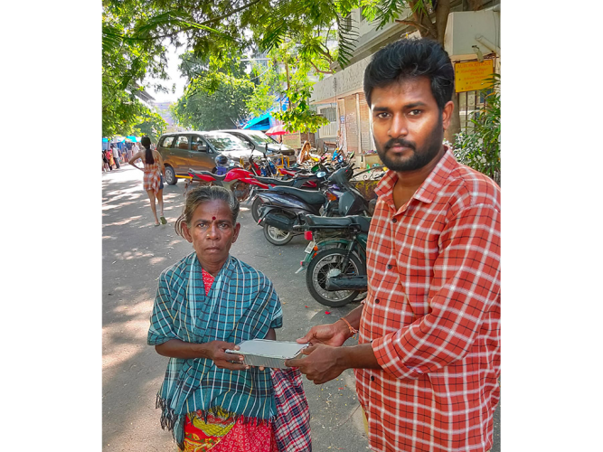 Whats-07-06-at-12.01